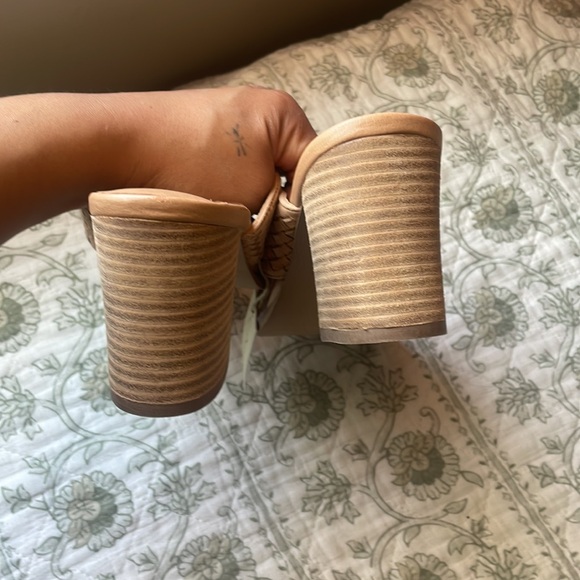 Joie Woven huarache Cross-strap Leather Sandals - Picture 6 of 6